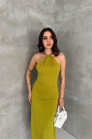 Kadın yeşil sırt dekolteli metal yaka midi elbise DPK4543