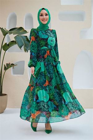 Neşeli butik kadın yeşil kemerli tesettür şifon elbise SMS025