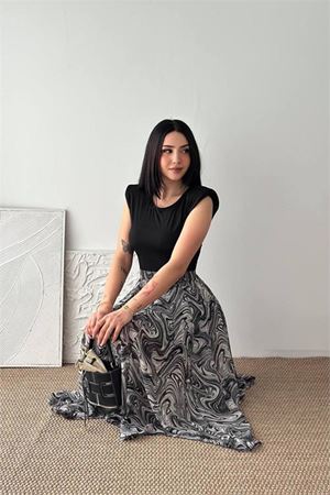 Kadın siyah modern kesim vatkalı asimetrik kesim mermer desen elbise DPK4593