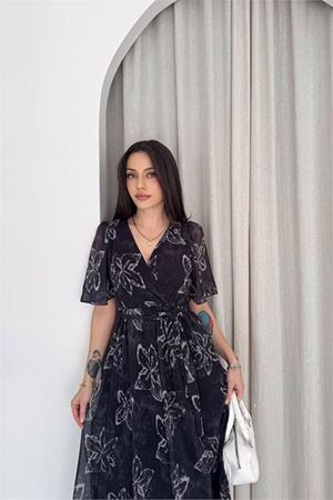 Kadın siyah kruvaze yaka desenli midi boy şifon elbise DPK4587