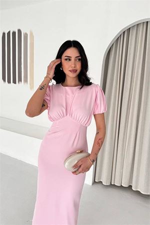 Kadın pembe midi boy büzgü detaylı balon kol dar kesim elbise DPK4574