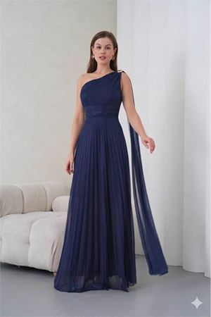 Neşeli butik kadın lacivert tek omuz tokalı drape detaylı ışıltılı tül kumaş abiye elbise --- NBS9388