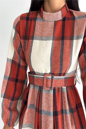 Neşeli butik kadın ithal kumaş kemerli ekose elbise KKLF62