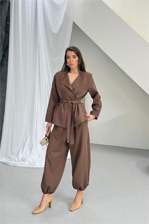Kadın kahverengi kuşak detaylı oversize şalvar pantolon blazer ceket takım DPNP023