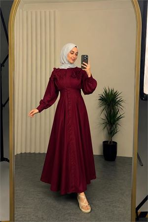 Kadın bordo belden oturtmalı çiçek detaylı premium tesettür elbise DPVQ4933