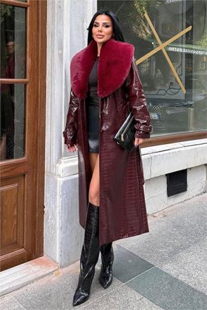 Kadın tam boy yaka çıkarılabilir kürklü croco deri kaban DPSTR1040