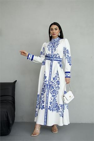 Neşeli butik kadın desenli yazlık uzun elbise NBMS250210