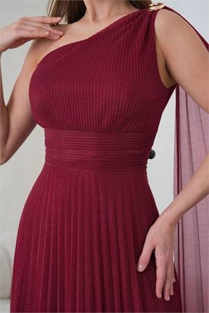 Kadın bordo tek omuz pelerin detaylı simli tül kumaş abiye elbise DPS9388