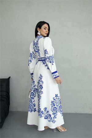 Neşeli butik kadın desenli yazlık uzun elbise NBMS250210