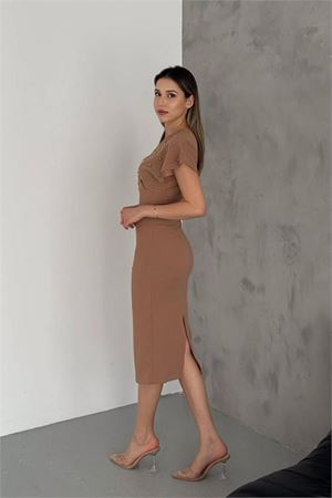 Neşeli butik kadın bej inci detaylı likralı kalem elbise NBK2100