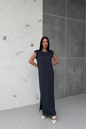 Neşeli butik kadın vatkalı yırtmaç detaylı modal elbise NBG010