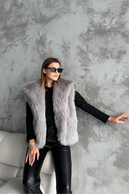 Neşeli butik kadın gri ithal kürk yelek NBMYLK19