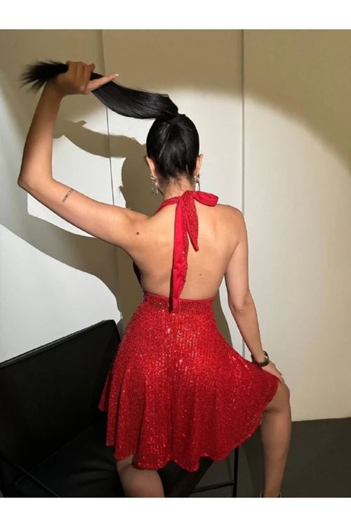 Halter Yaka Payet Kırmızı Elbise