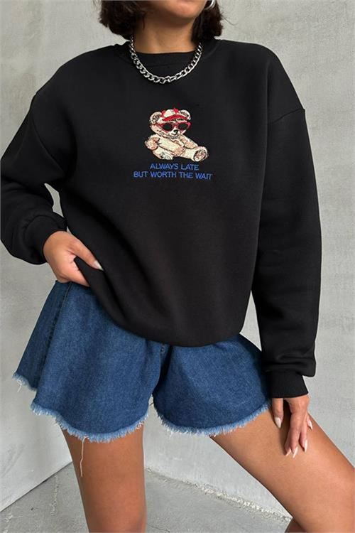 Neşeli butik kadın siyah içi pamuklu nakış detaylı sweat NBG035