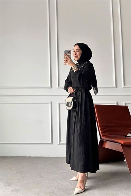 Neşeli butik kadın siyah fırfırlı yaka astarlı tesettür elbise NMS062