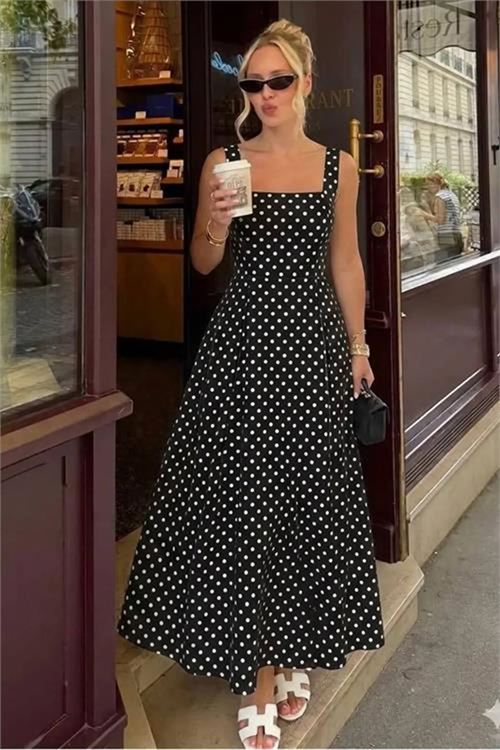 Neşeli butik kadın siyah kalın askılı puantiye desenli tam boy elbise NBNP028