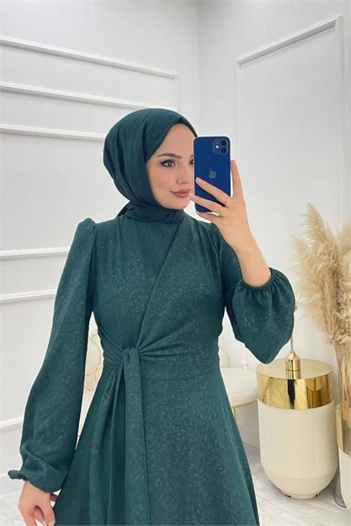 Neşeli butik kadın bağlama detaylı jakarlı tesettür elbise NMS044