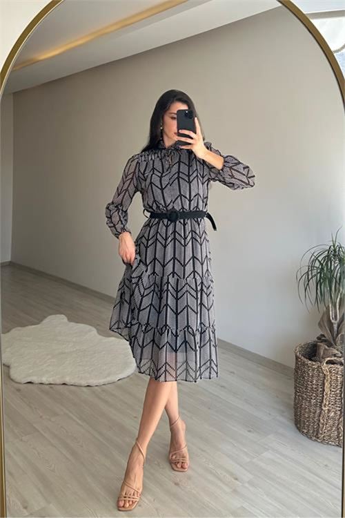 Neşeli butik kadın yaka lastikli küçük puantiyeli midi şifon elbise NM022