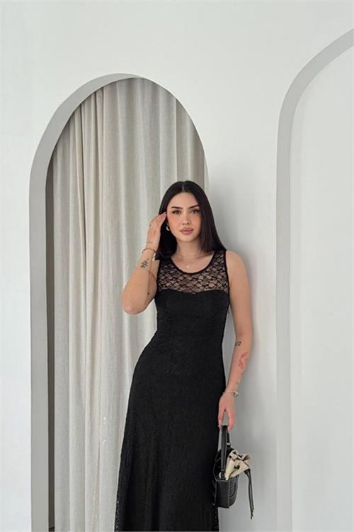 Neşeli butik kadın siyah transparan detaylı tam boy astarlı dantel elbise --- NBK4619