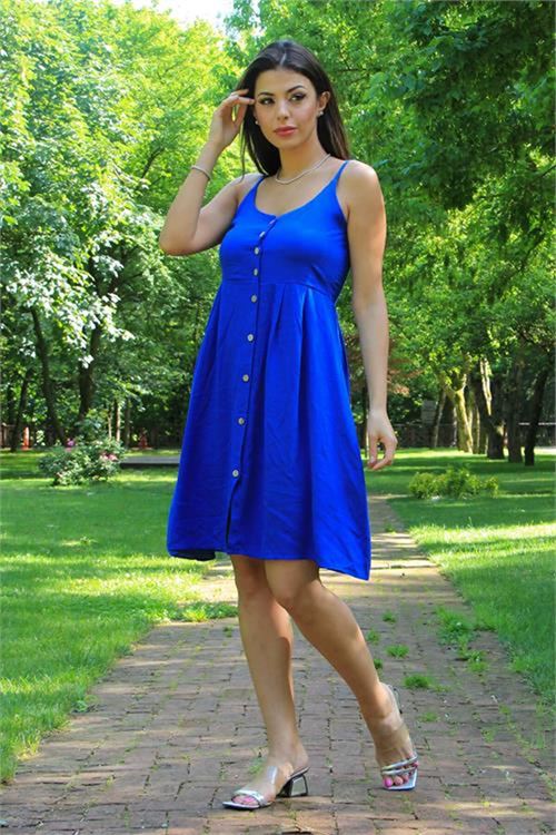 Neşeli butik kadın mavi askılı düğme detaylı yazlık elbise LPTR01