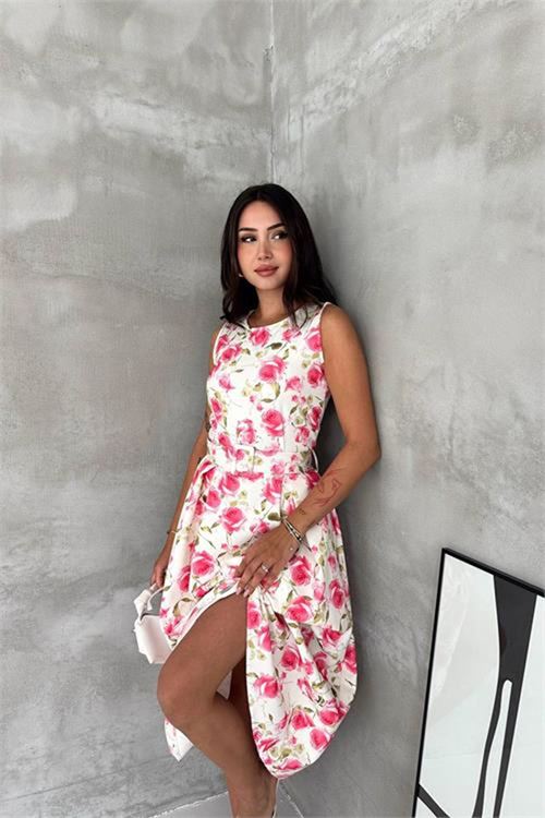 Neşeli butik kadın pembe çiçek desenli kolsuz midi boy kloş kemerli elbise NBK4645
