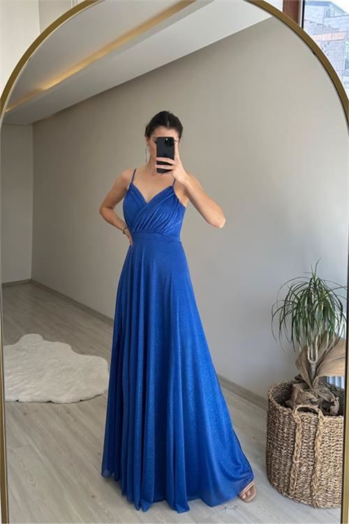 Neşeli butik kadın ışıltılı askılı yırtmaç detayı şifon abiye elbise NM002
