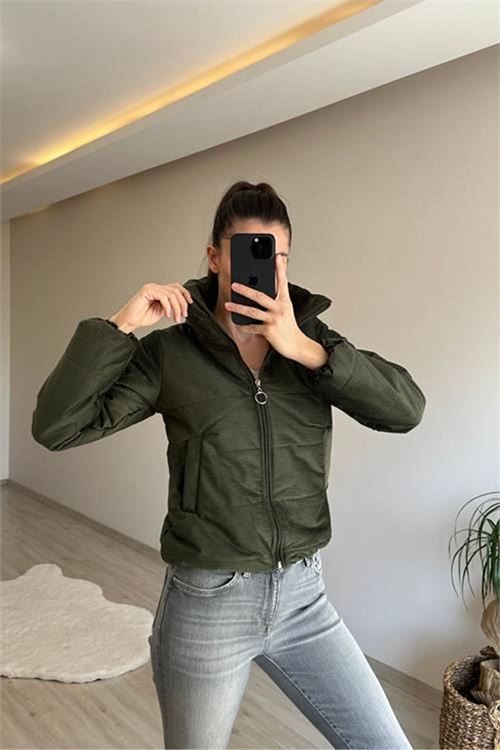 Neşeli butik kadın fitilli desen kadife kısa şişme mont NM005