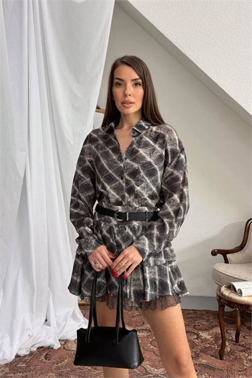 Kadın siyah gömlek yaka kat kat ekose desen mini elbise DPNP025