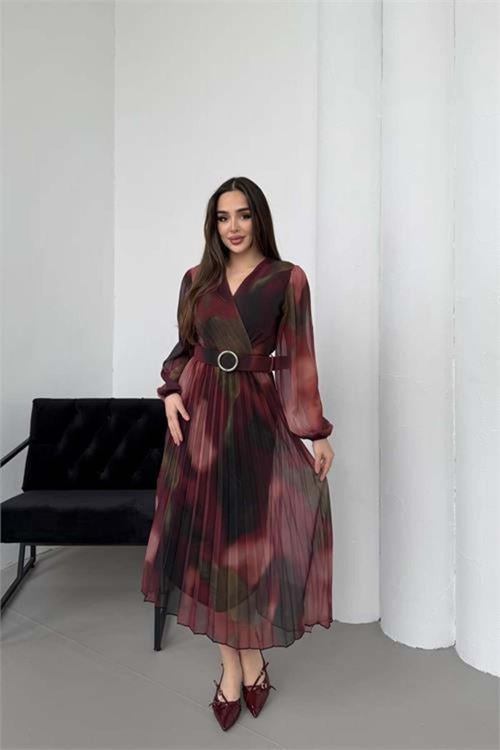 Kadın bordo piliseli kruvaze yaka Kemerli şifon elbise DPELB03
