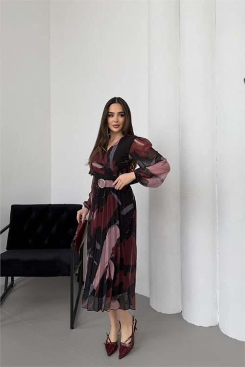 Kadın bordo astarlı şifon piliseli kemerli midi elbise DPELB04