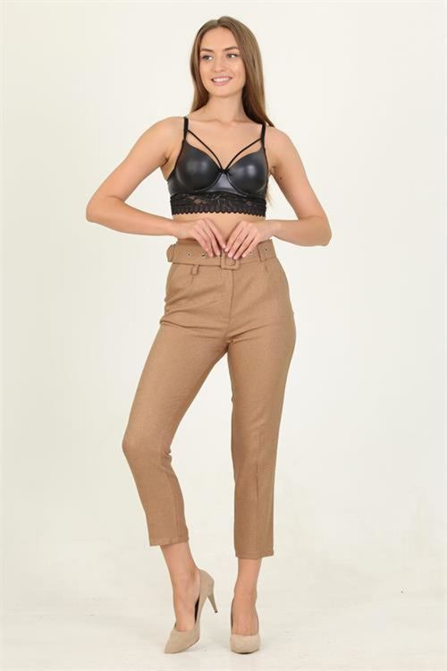 kadın camel cepli kemer detaylı kumaş pantolon DPQNS026