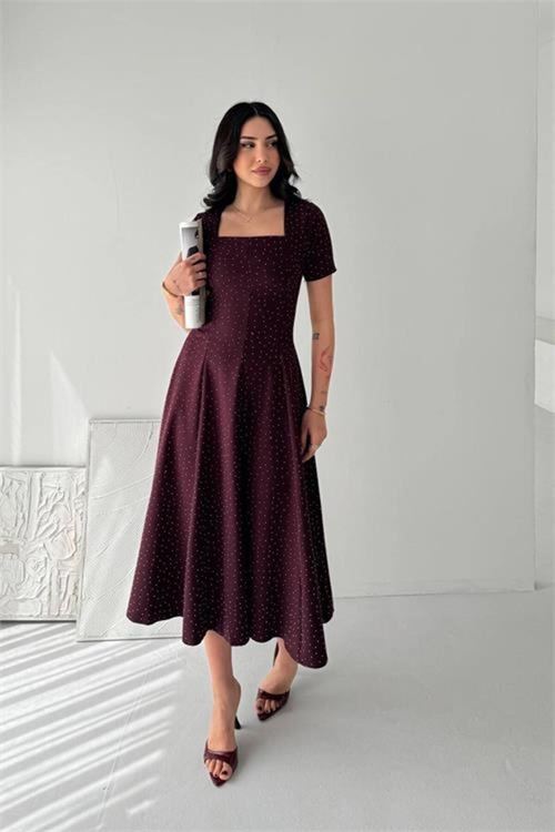 Kadın bordo taş detaylı kare yaka midi boy kısa kollu elbise DPK4605