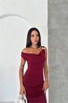 Kadın bordo omuz gold toka detaylı midi boy elbise DPK090