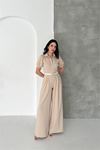 Neşeli butik kadın bej gömlek yaka kemerli geniş paça tulum NBK4197