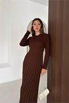 Neşeli butik kadın kahverengi fitilli triko tam boy standart beden arka bağlamalı elbise NBK2585