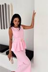 Neşeli butik kadın pembe kolsuz peplum kesim midi boy kemer tokalı elbise NBK4640