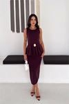 Neşeli butik kadın mürdüm kolsuz peplum kesim midi boy kemer tokalı elbise NBK4640