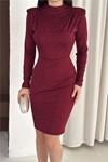 Neşeli butik kadın bordo dik yaka vatkalı taş detaylı mini elbise NBK5001